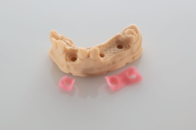 1000g DM 2304 Dental Resin Flexible 50A Ultracur3D Resin SLA LCD e DLP UV Resina Pink - BASF - Image 3
