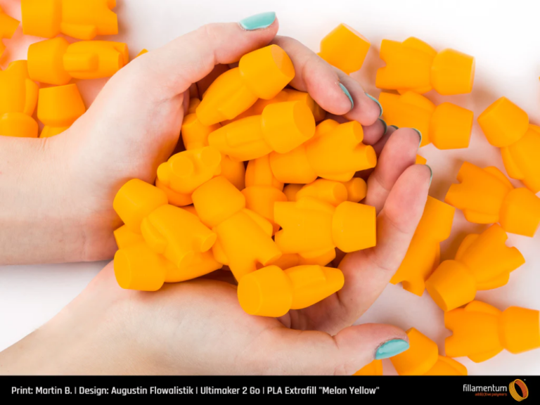 PLA_Extrafill_Melon_Yellow_Martin_B.Filla_Fella_1-Portugal-Espana-Evolt-Impressao-3D