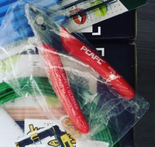 Clique para visualizar em tela cheia Alicate de corte 130 MM Versão Mais Resistente (Gundam model cutting Thicker pliers tool) - AIMSOAR photo review